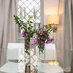 My Spanish Steps - 2 Bathrooms Daire